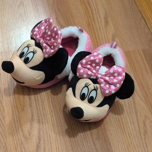 Disney Minnie Mouse Pink Polka Dot Plush Kids Slippers